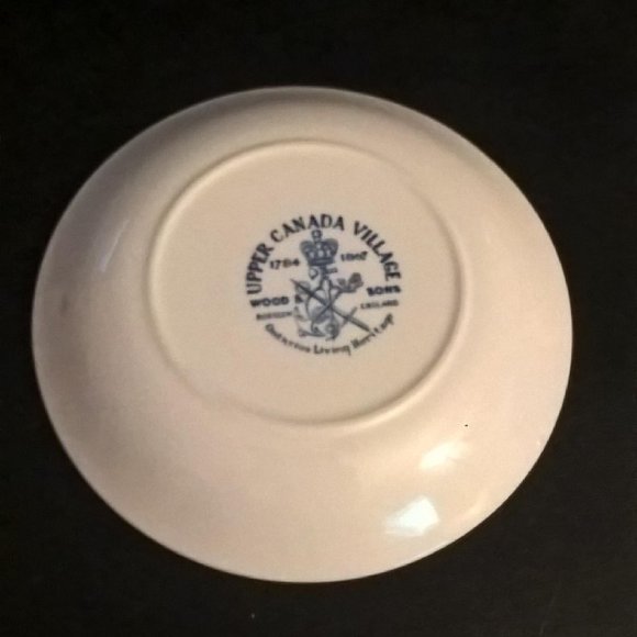 Vintage Upper Canada Village - Small Butter Pat Plate / Tea Bag Plate - Souvenir - Picture 5 of 11